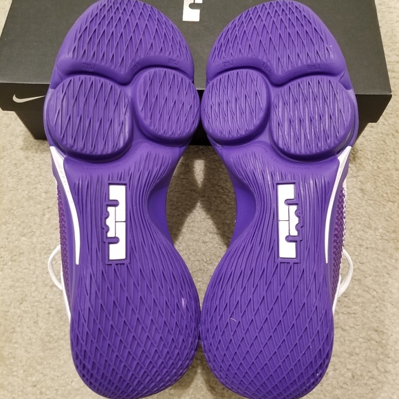 Nike Lebron Witness IV shoe men size 10 brand new - Picture 7 of 7